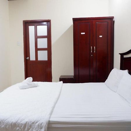 Reddoorz Tuan Viet Hotel Dinh Tien Hoang Ho Chi Minh City Exterior photo