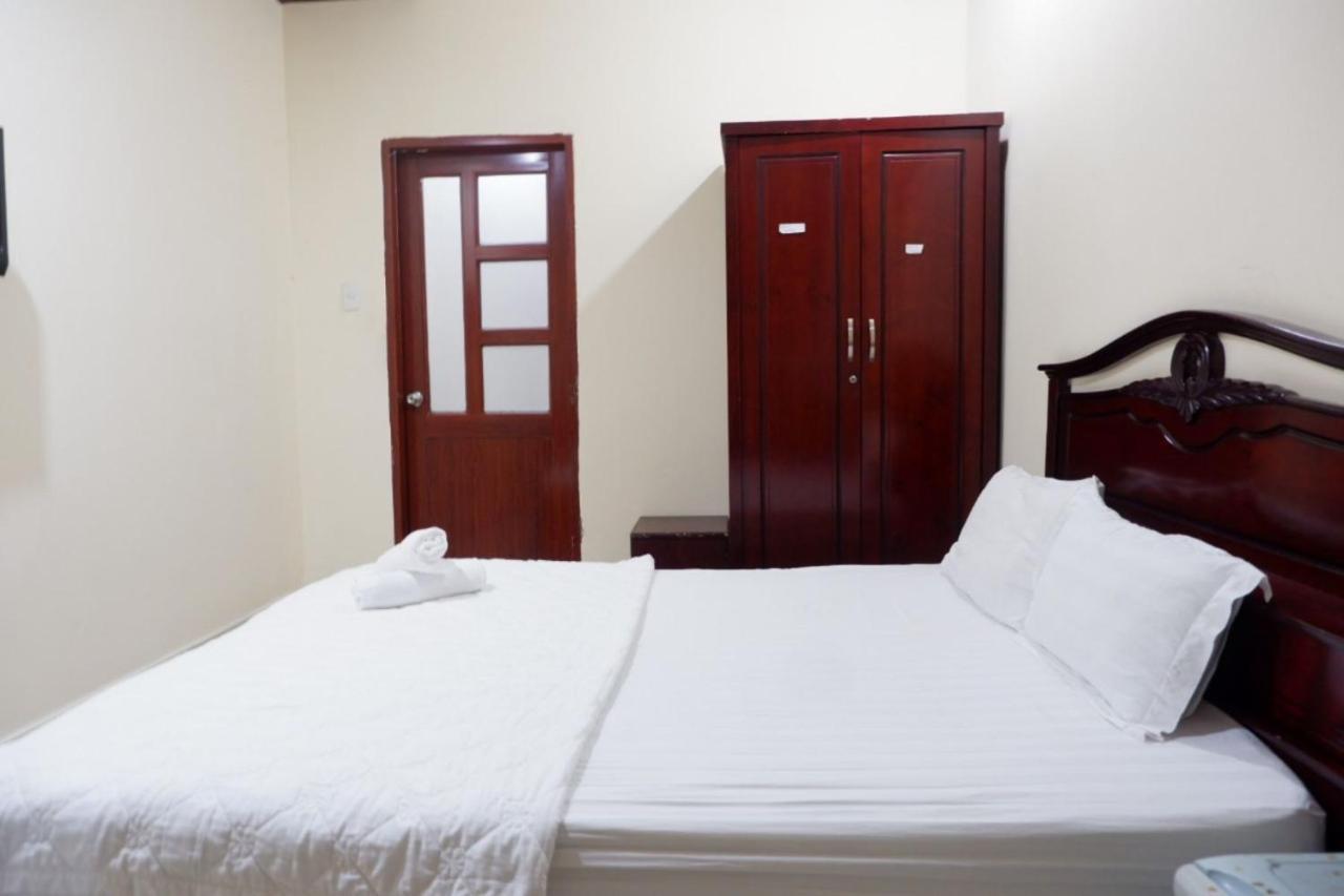 Reddoorz Tuan Viet Hotel Dinh Tien Hoang Ho Chi Minh City Exterior photo